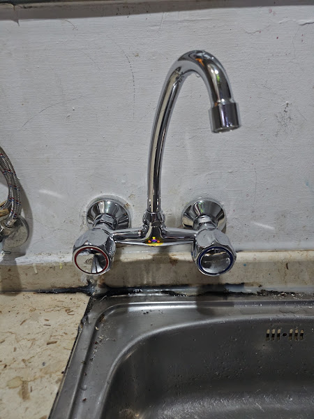 plumber 99265078 also contact on Whatsapp. electrical, drilling for home maintenance works. all over Kuwait photo 3