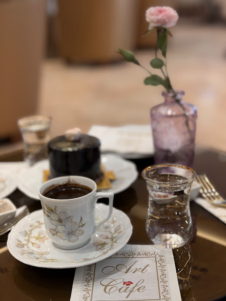 Art cafe photo 3