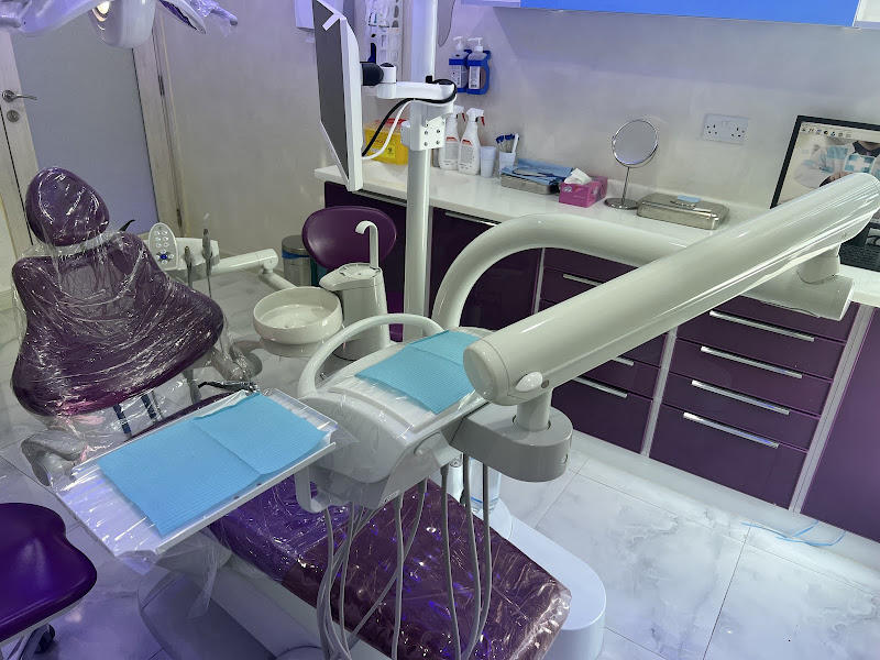 مركز الابتسامة التخصصي لطب الاسنان - الفروانية