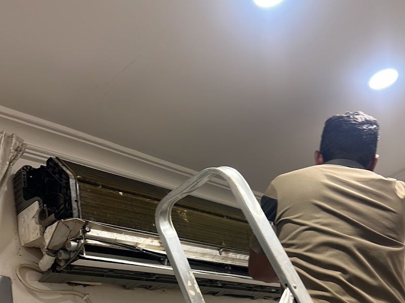  فني تصليح غسالات أوتوماتيك صيانة هندي المكيفات في الكويت