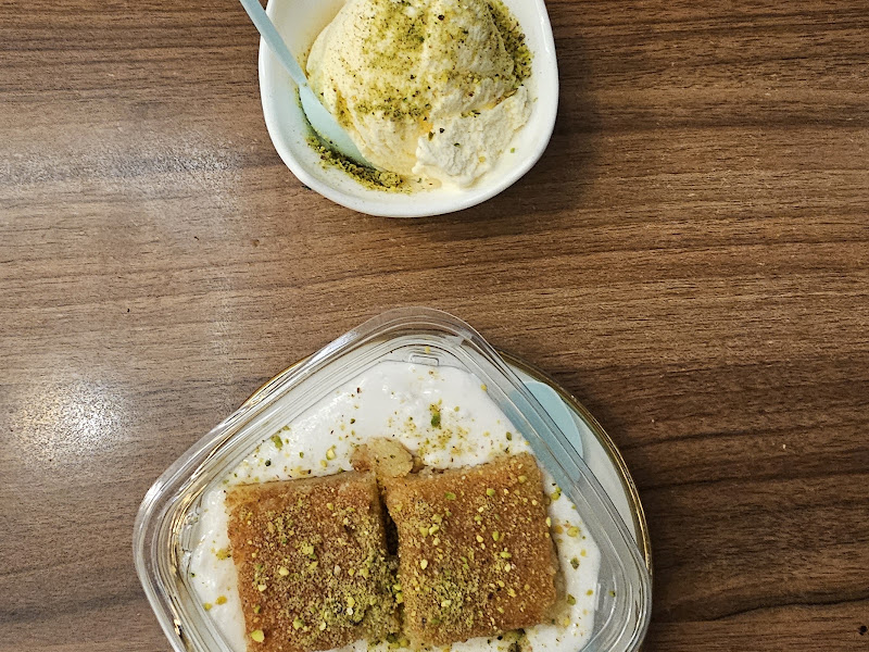 مطعم حسني اكسبريس photo 3