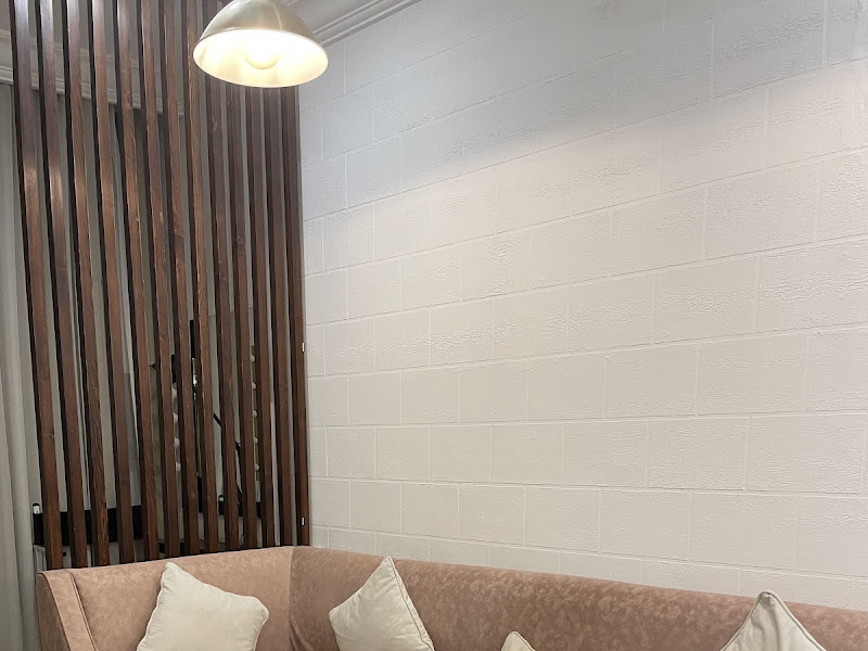 أن توينتي N20 salon photo 3