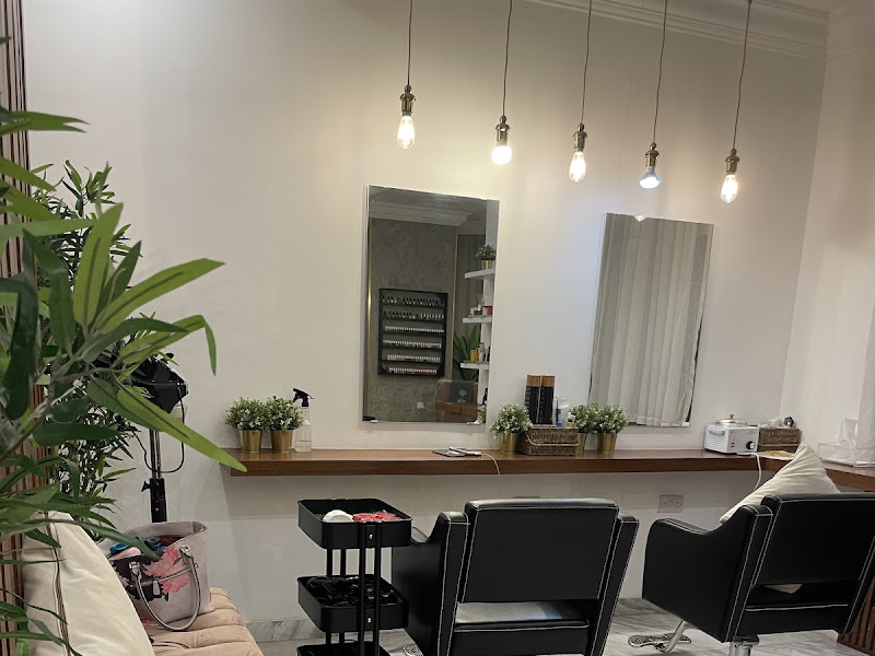 أن توينتي N20 salon photo 5