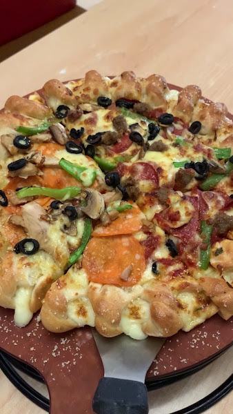 Pizza Hut, Rumaithiya photo 5