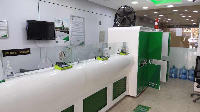 Al Mulla Exchange - Farwaniya Metro Complex photo 2