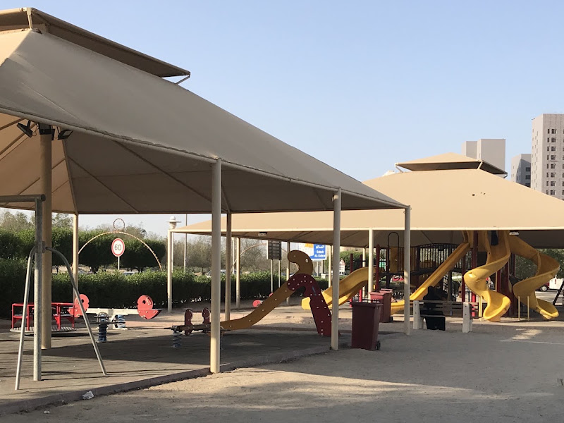 مركز الفنان الصغير