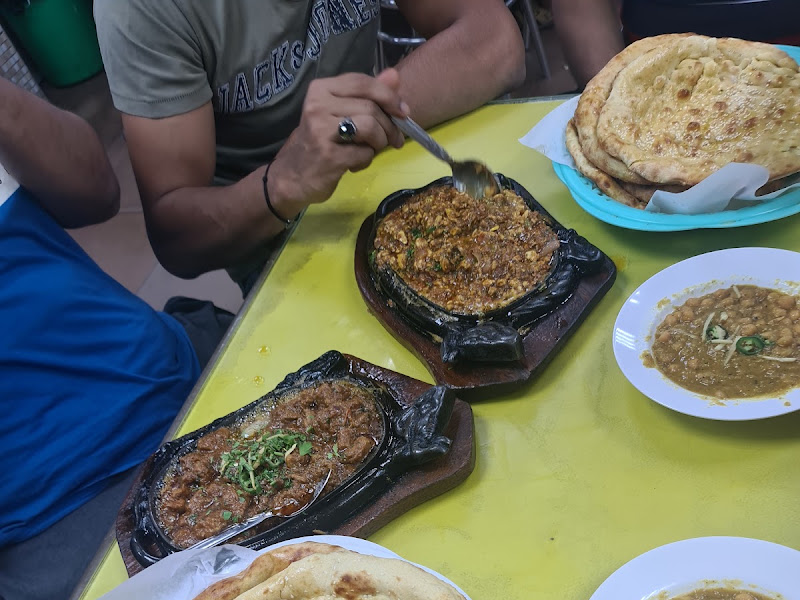 Yaadgar restaurant photo 5