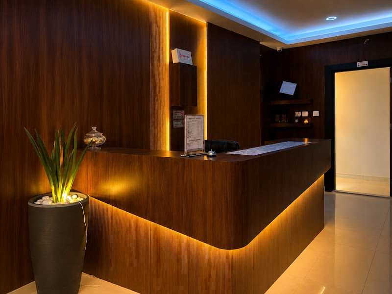 Hand zone spa for men