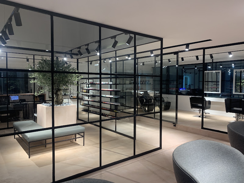 Falsies Salon (Penthouse)