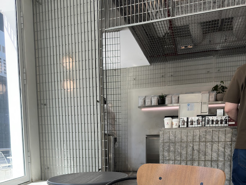Mug Coffee & Roastery (Sharq) photo 2
