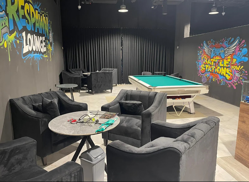respawn lounge - Gaming Lounge & Cafe photo 3
