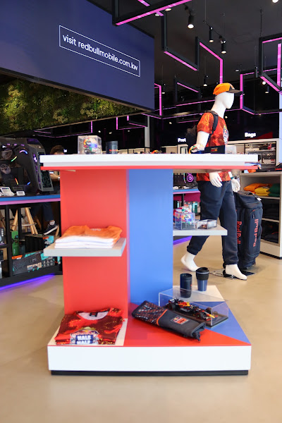 Red Bull Mobile by Zain BIBI Tower Branch photo 4