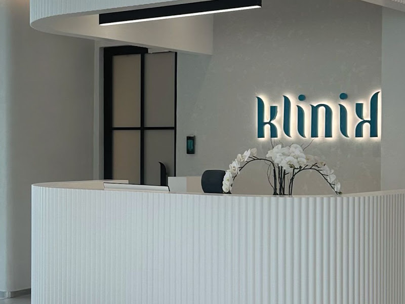 Azure Clinic