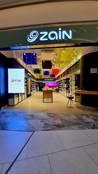 RedBull Mobile by Zain Assima Mall photo 3