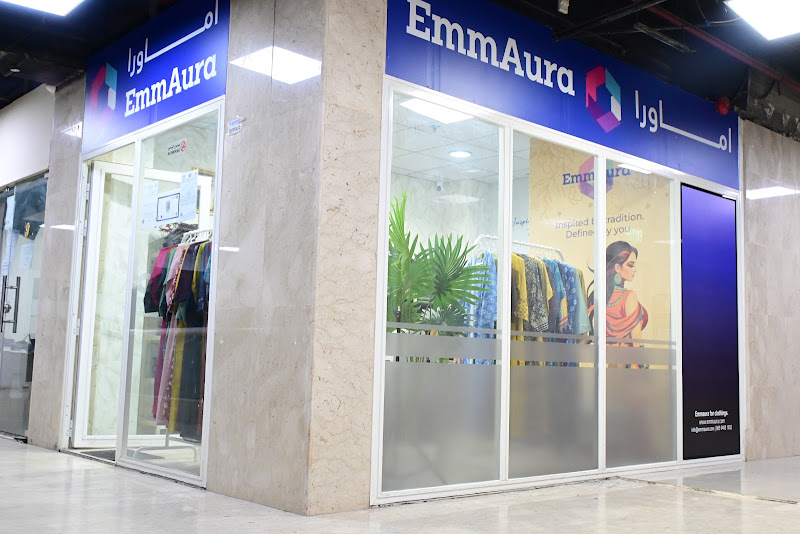 EmmAura photo 2
