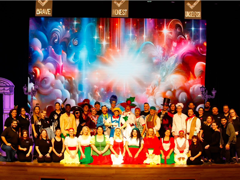 Staged in Kuwait photo 4