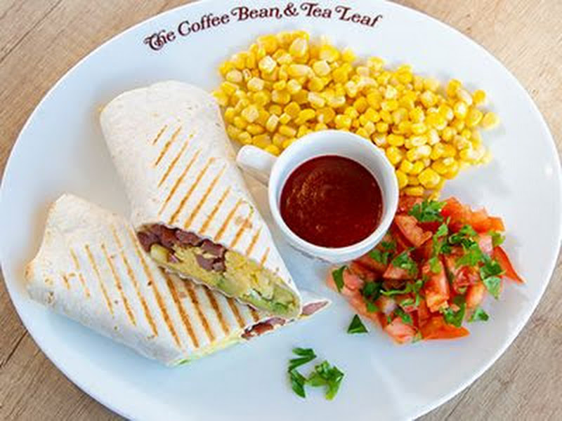 The Coffee Bean & Tea Leaf KOC Tameer Building photo 3