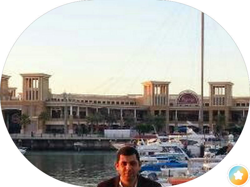 Box centre photo 2
