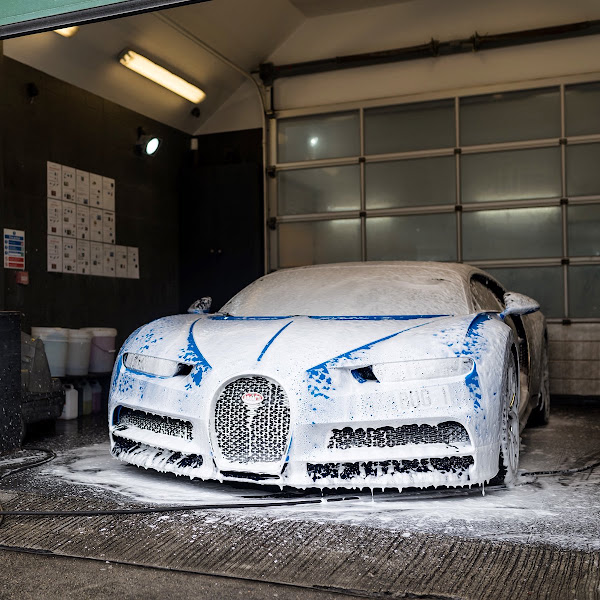 Lavish wash and detailing