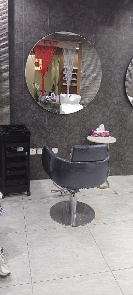 Arabian beauty ladies salon photo 3