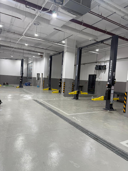 BYD Denza Service Center Al Ahmadi photo 3