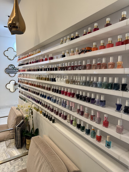 Le Blanc Salon photo 3