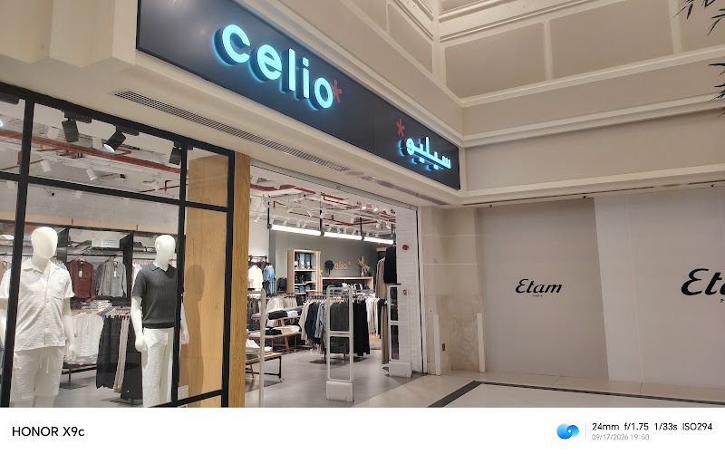 Ooredoo Marina Mall Ground Floor Kiosk photo 2